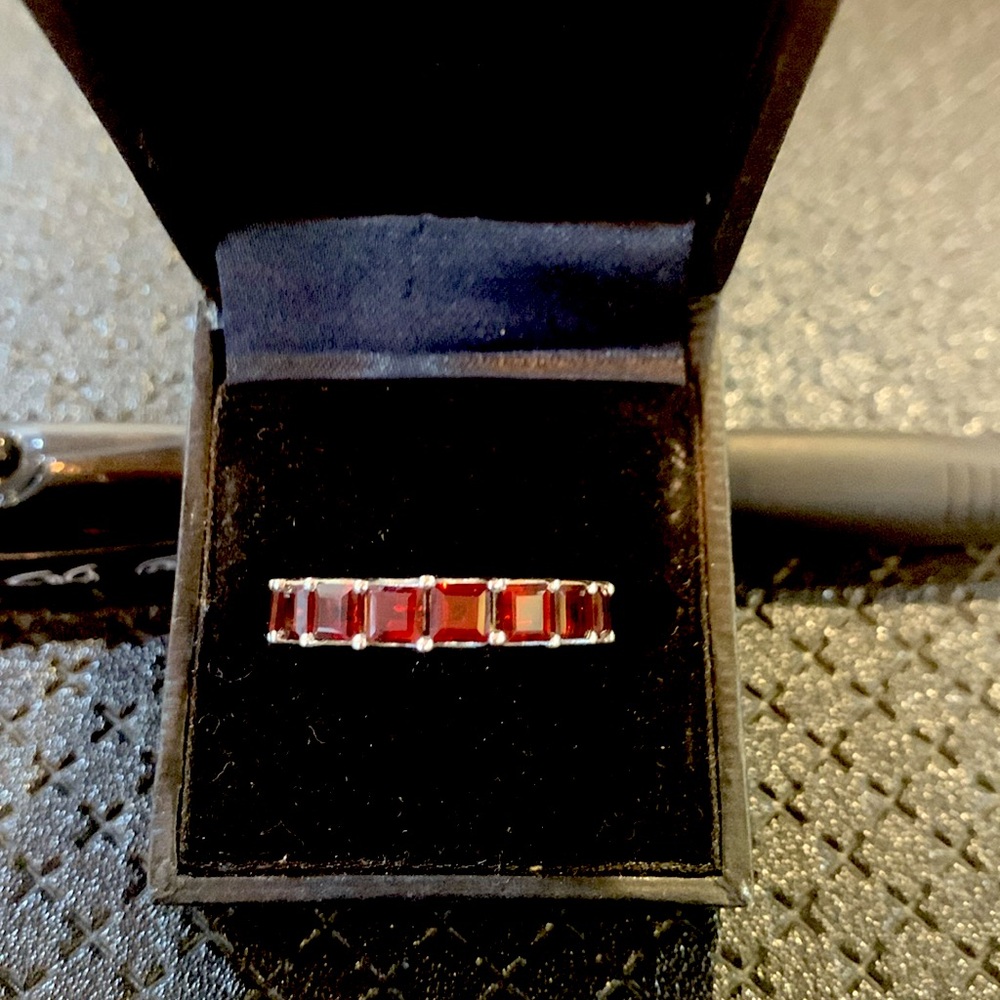 Eternity band missing one stone